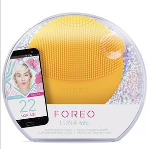 SOLD! FOREO Luna fofo in sunflower yellow